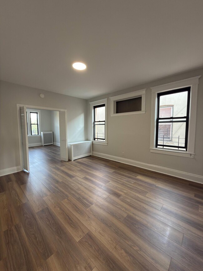 Foto del edificio - 34-37-37 9th St
