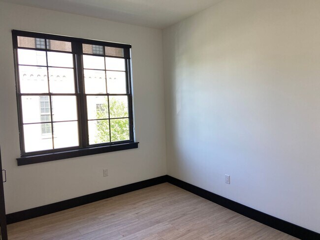 Foto del edificio - Beautiful two-bedroom apartment at Waterma...
