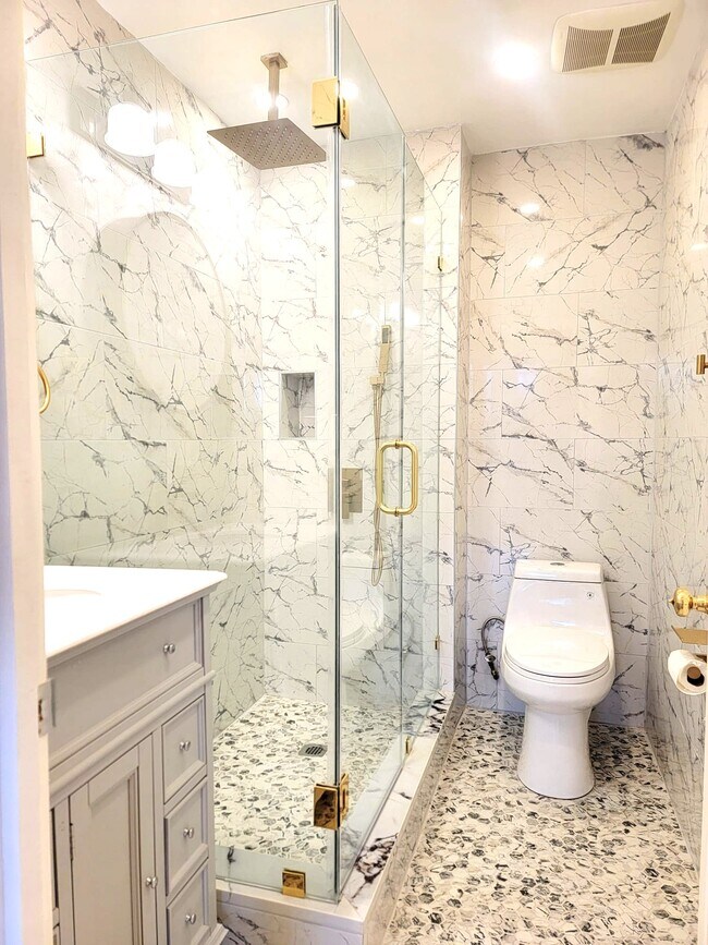 Foto del edificio - 446A Hancock St