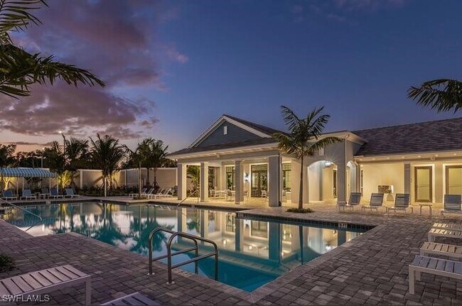 Building Photo - 2567 Seychelles Dr