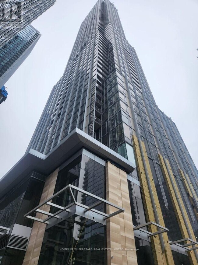 Building Photo - 11 Yorkville Ave