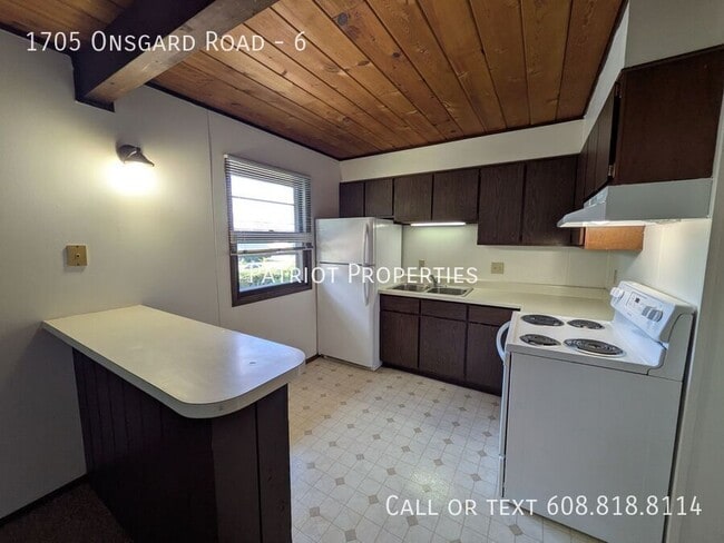 Building Photo - 1705 Onsgard Rd