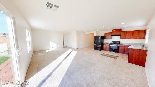 Foto del edificio - 413 Burgos Ave