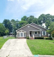 Building Photo - 13 Tomafield Ct