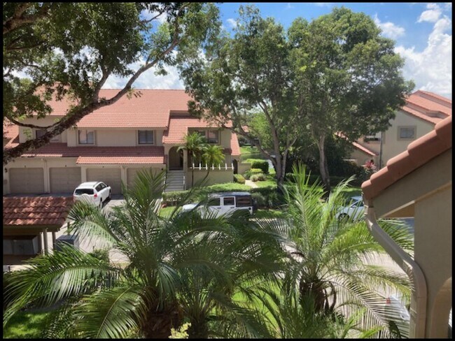 Foto del edificio - 5620 Coach House Cir