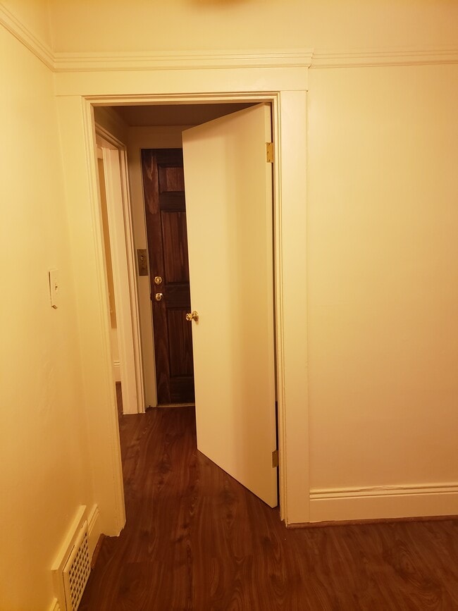 1st Bedroom - 1134 El Camino Real