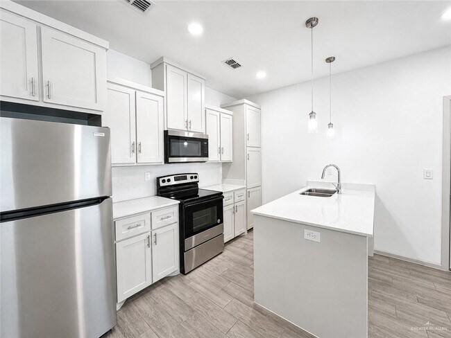 Foto del edificio - 7802 N 58th Ln