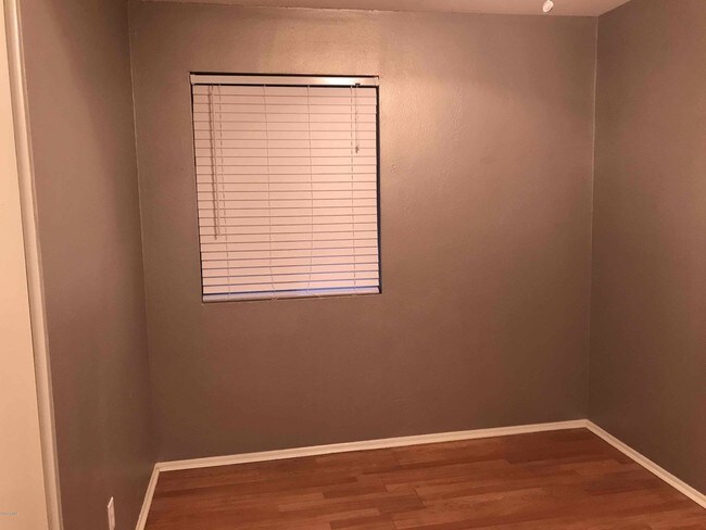 Foto del edificio - 4641 N 71st Ave