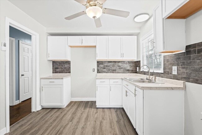 Foto del edificio - 14622 Frankfort St