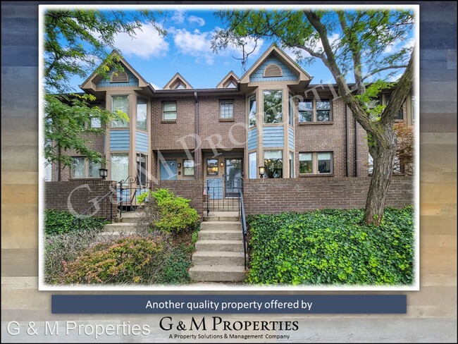 Building Photo - 2 br, 1.5 bath House - 350 University Ave ...