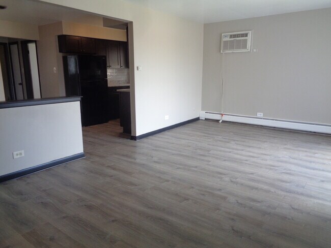 Foto del edificio - 7041 99th St