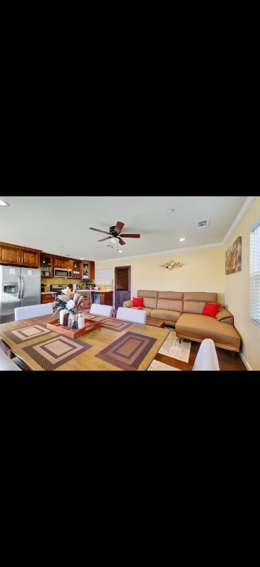 Foto del edificio - 523 Fischer St