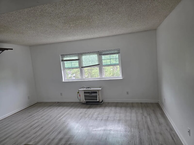 Foto del edificio - 6850 Blue Heron Blvd