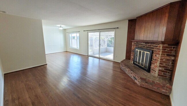 Building Photo - COMING SOON! Beautiful 3 Bed 2 Bath with 2 Car Garage, Laundry Room, and Storage Shed!