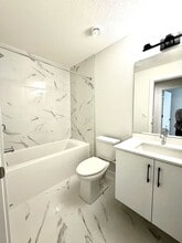 Building Photo - 3120 Dixon Lndg SW