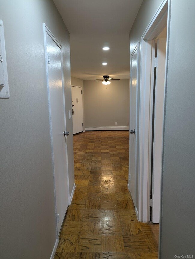 Building Photo - 1 Hemlock Dr