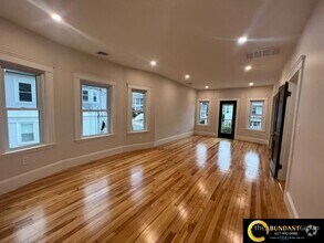 Building Photo - 151 Hillside Rd
