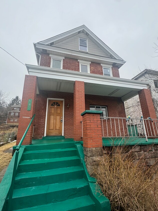 Photo - 545 Stokes Ave (Braddock, PA)