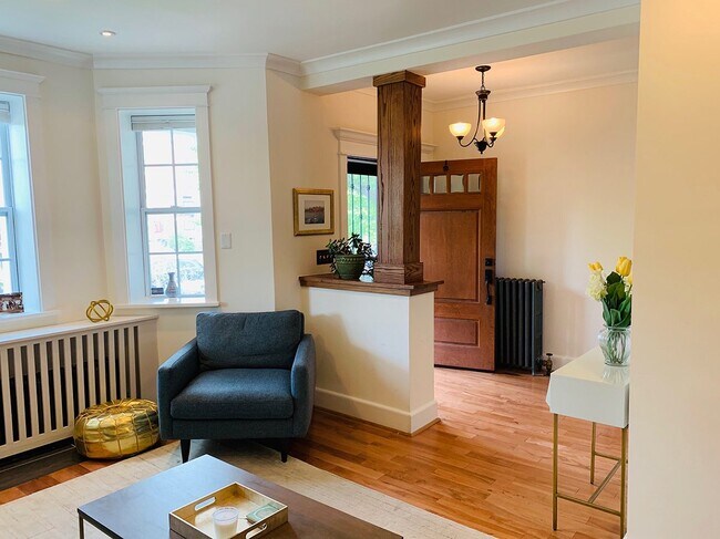Foto del edificio - 622 Quincy St NW