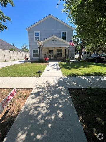 Western Hills/Ridglea Apartments for Rent with EV Charging Fort Worth Western Hills/Ridglea Apartments for Rent with EV Charging Fort Worth