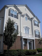 Building Photo - 1910 Cavalier Ln