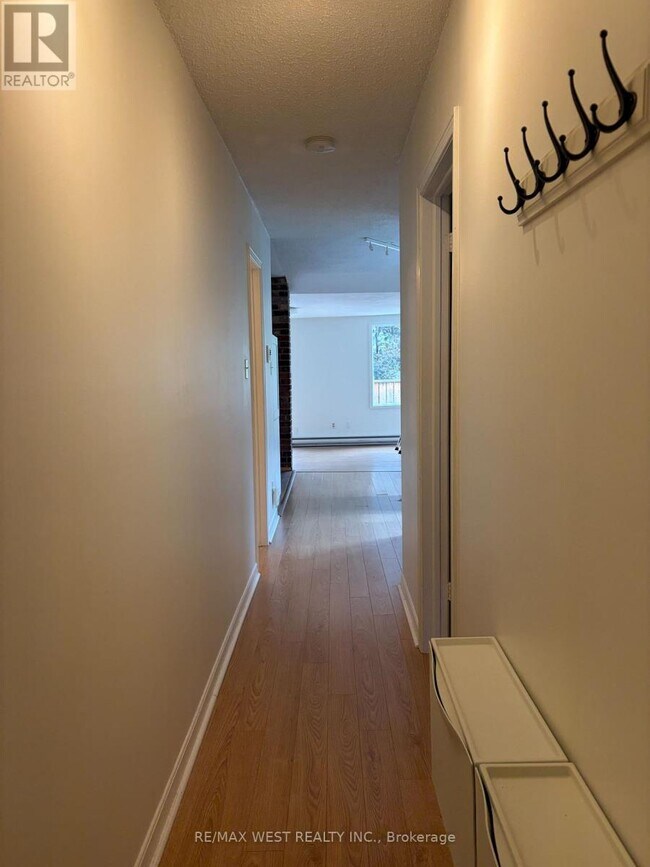 Photo du bâtiment - 1538 King St W