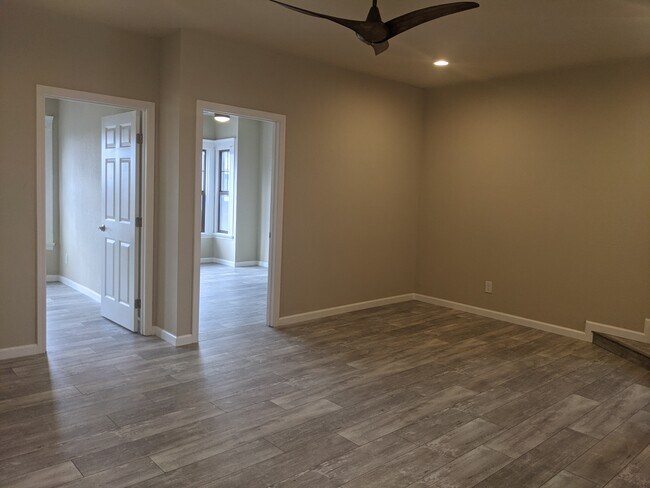 Building Photo - 1529 San Pablo Ave