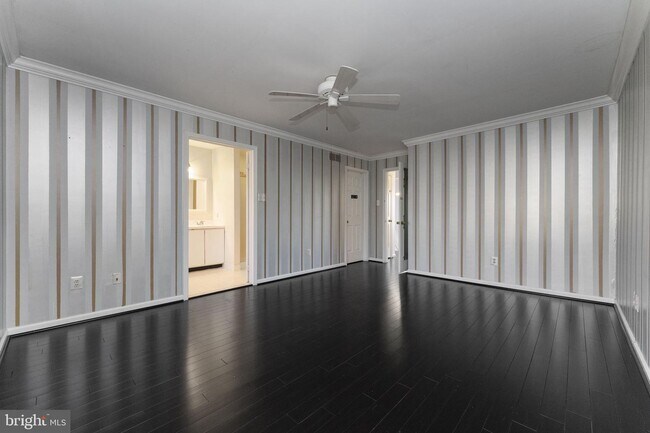 Building Photo - 56 Cabot Dr