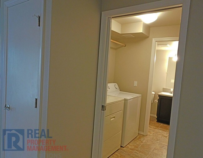 Foto del edificio - 9049 SW Sagert St