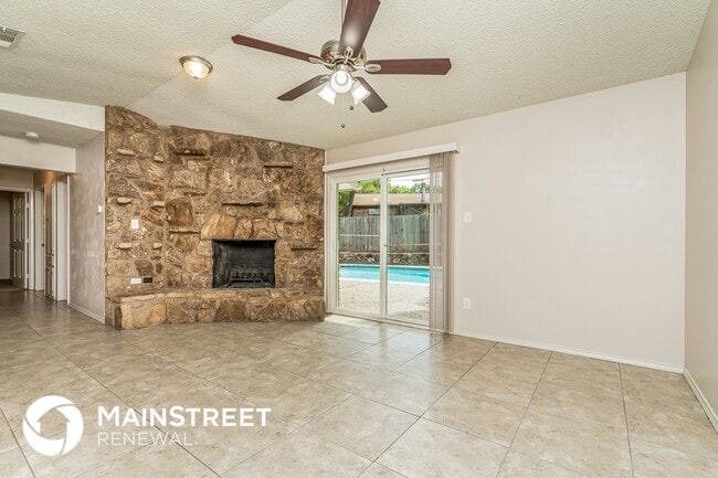 Building Photo - 332 Glenhaven Dr