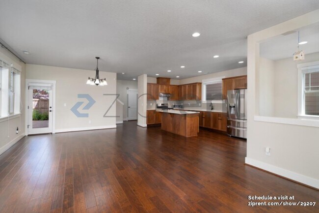 Building Photo - 13167 SW Red Fox Terrace