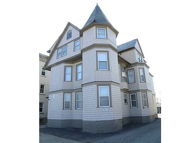 Foto del edificio - Elmwood Avenue Apartments