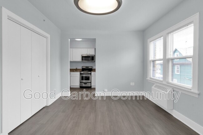 Foto del edificio - 2136 Main St