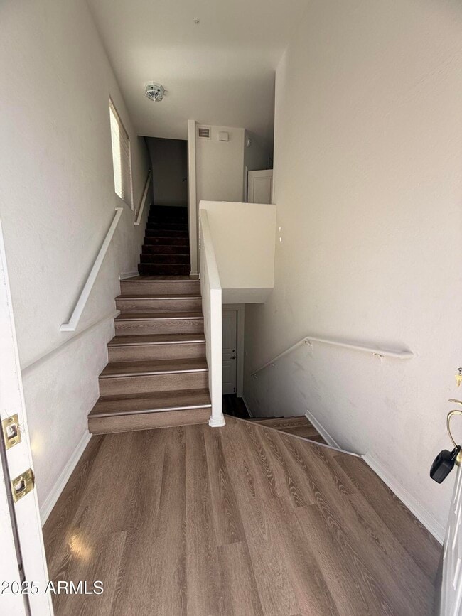 Foto del edificio - 13450 N Mountainside Dr