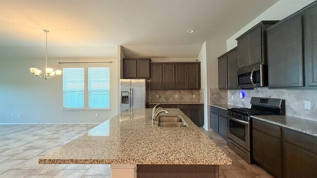Foto del edificio - 23746 Piedmont Forest Dr