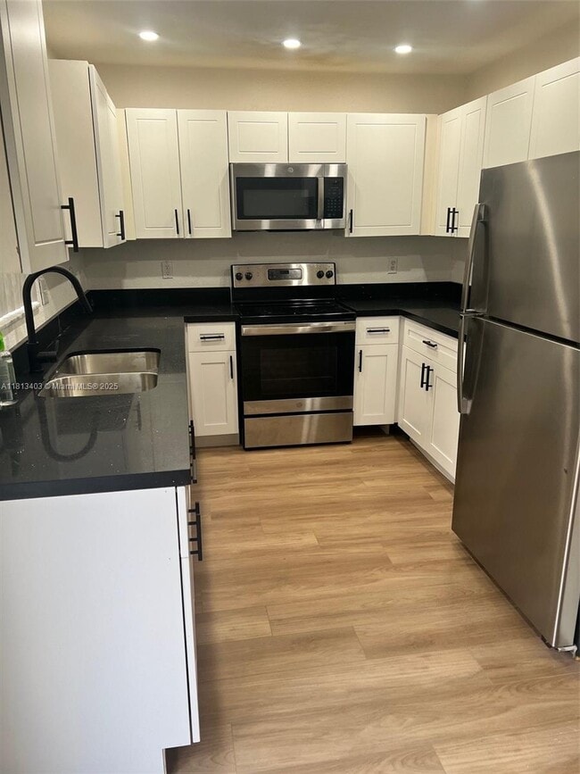 Foto del edificio - 2130 SW 87th Way
