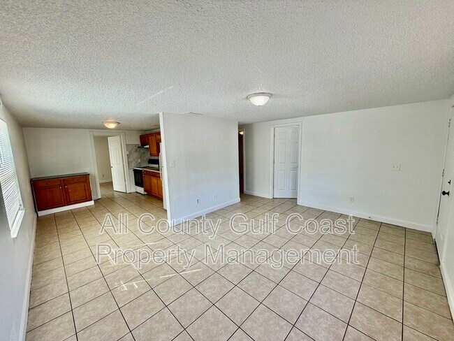 Foto del edificio - 910 61st Ave E