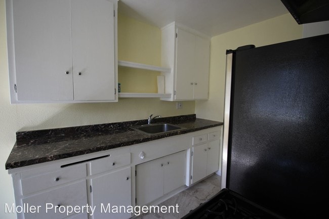 Building Photo - 14438 Amar Rd