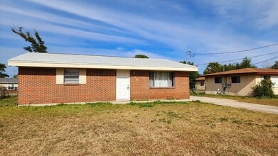 Building Photo - 3122 W 21st Ct