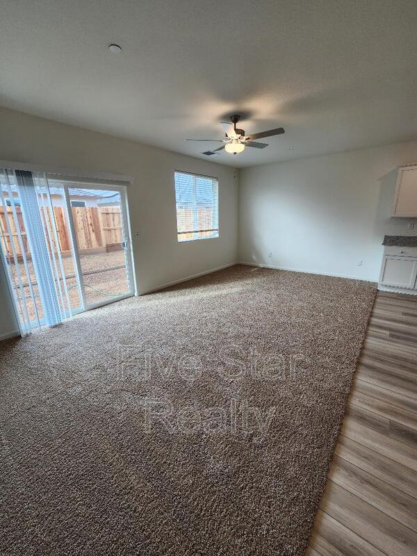 Building Photo - 5532 Sunhaven St