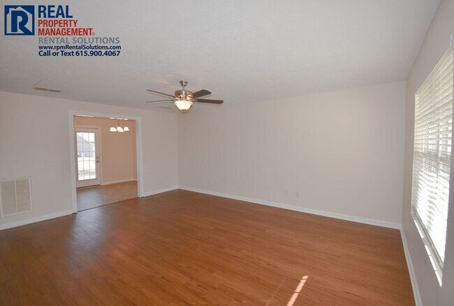 Foto del edificio - WONDERFUL 4BD/2.5BA home in Murfreesboro! ...