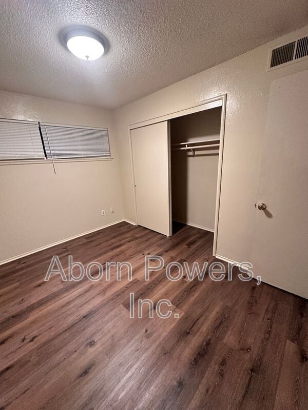 Foto del edificio - 1235 Williams Way