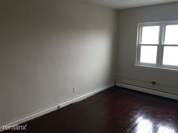 Building Photo - 2005 Nereid Ave