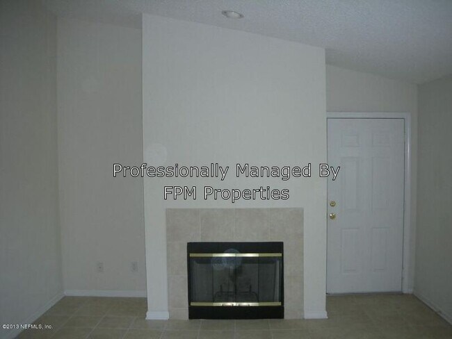 Building Photo - 25 Jardin De Mer Pl