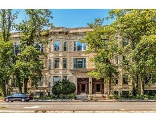 Building Photo - 497 Boylston St