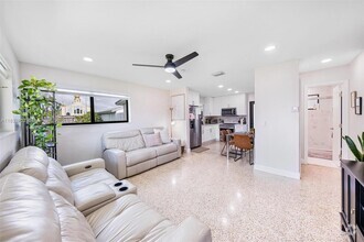Building Photo - 30 NW 56th Ct
