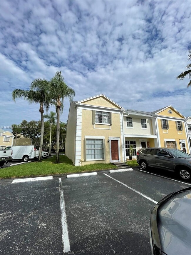 Building Photo - 2880 Belmont Ln