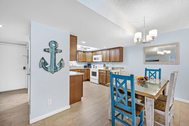 Building Photo - 5200 Ocean Beach Blvd