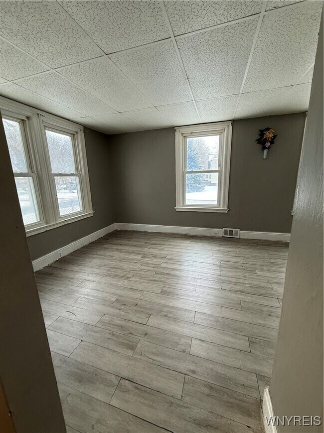 Foto del edificio - 40 B St