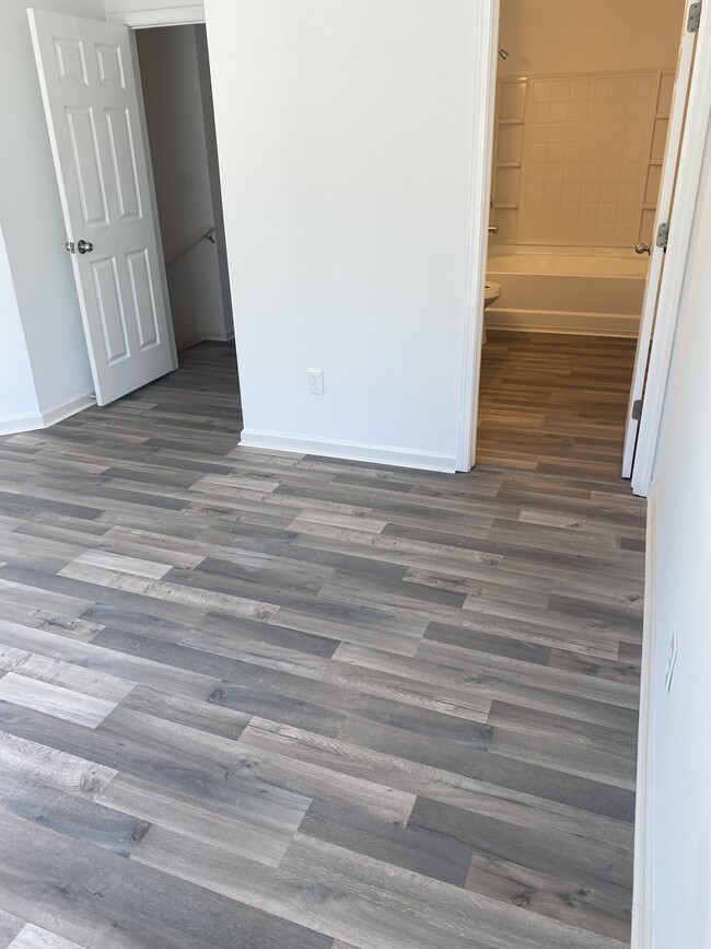 Building Photo - 224 Shenandoah Dr